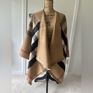 Burberry reversible poncho